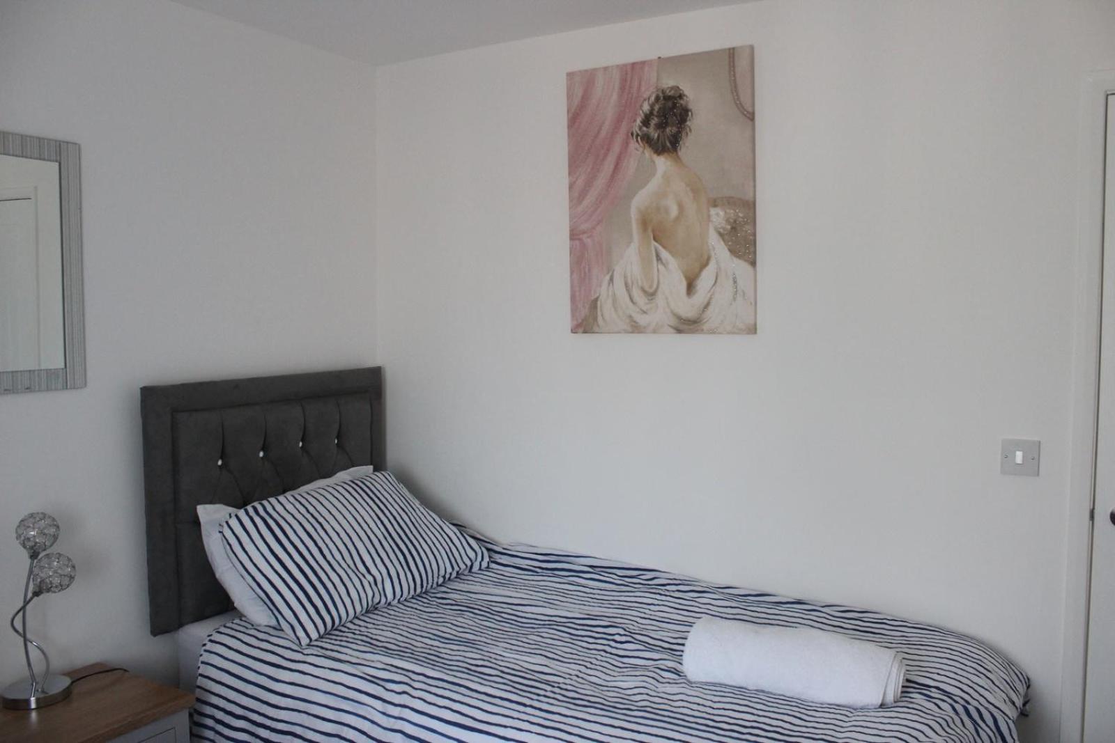 Exquisite And Modern 2 Bed Maisonette Harmondsworth Luaran gambar